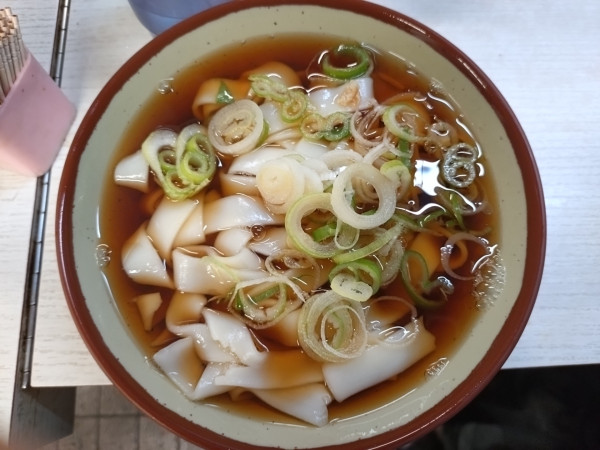 「かけきしめん390円」@きそば鈴一の写真