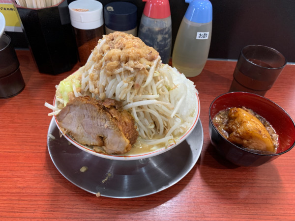 「majiでkoiするsioラーメン＋マシマシ＋こっちのブタカ」@ラーメン一太豚の写真