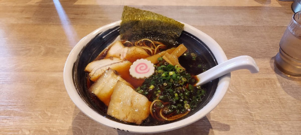 「濃厚醤油支那そば」@麺屋 くノ一の写真