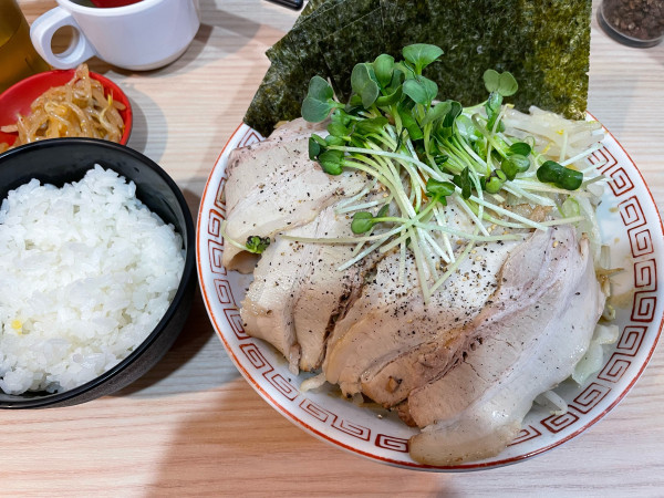 「武蔵野油そば スペシャル」@武蔵野アブラ學会 神田店の写真