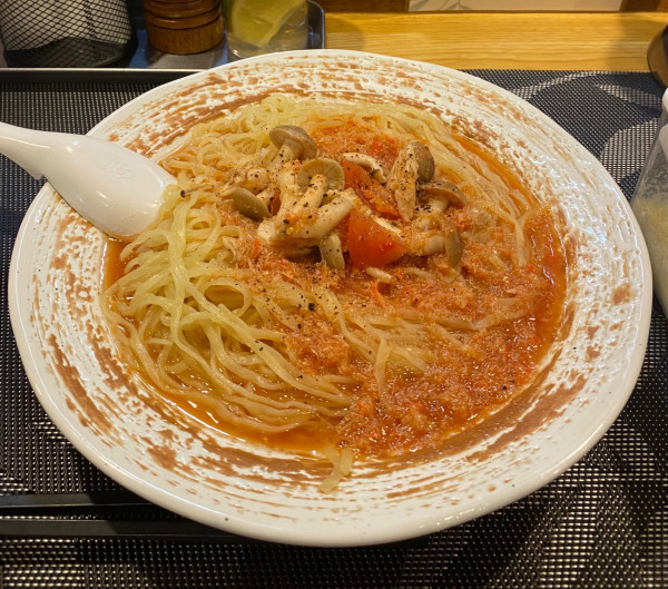 「蟹とトマトのまぜそば￥1000 (ディナー限定)」@Ramen&Bistro Crab Clubの写真