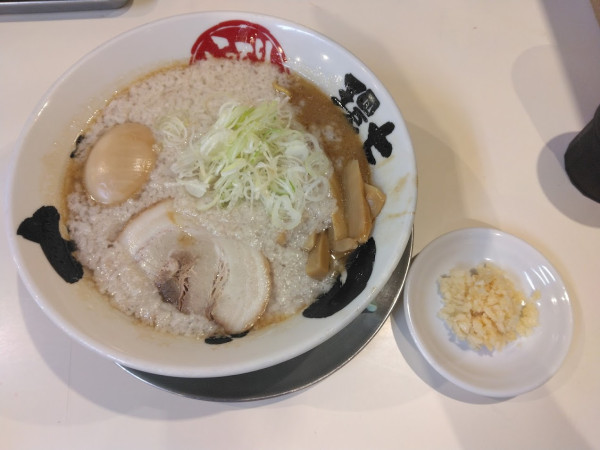 「特製並1050円麺硬め味濃い目脂多め、にんにく80円」@環七ラーメン てらっちょの写真