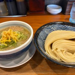 ゆず塩つけそば1330円