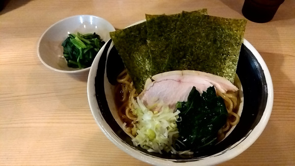 「白まぜそば　中盛（１，０００円）＋ほうれん草（１５０円）」@内勝家の写真