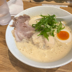 麺屋のとなりの画像