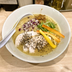 鶏ベジらぁ麺(950円)