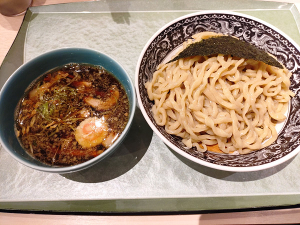 「極太手揉みつけそば　1080円」@らぁ麺 花萌葱の写真