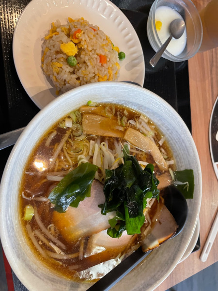 「ラーメン半炒飯」@中華料理 福餃子の写真