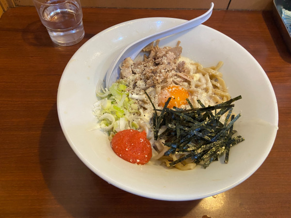 「冷やし明太クリームまぜそば」@メガガンジャの写真