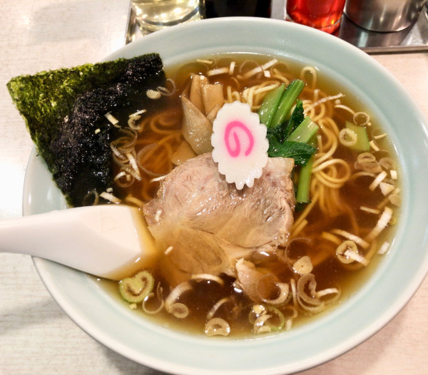 「ラーメン500円」@龍味 横浜トーヨー街店の写真