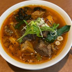 牛バラ刀角煮ラーメン（刀削麺）