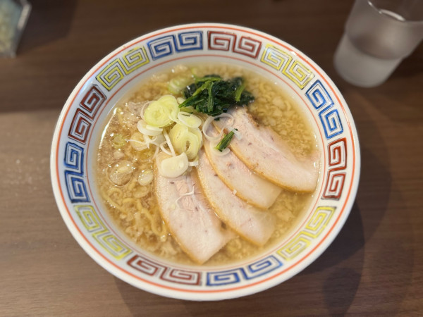 「豚そば 850円＋無料ほぐしチャーシュー」@豚そば 豚めし 豚魂の写真