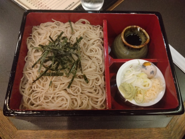 「箱そば(大)¥950-」@三好屋の写真