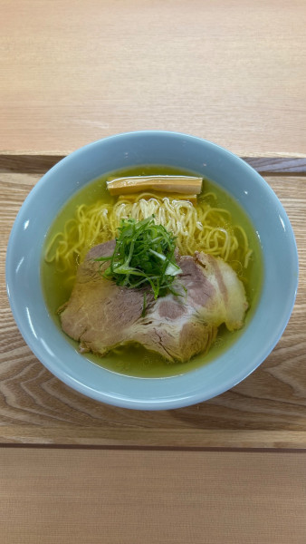 「中華そば（塩）1100円、鶏油そば600円」@中華そば幸楽の写真