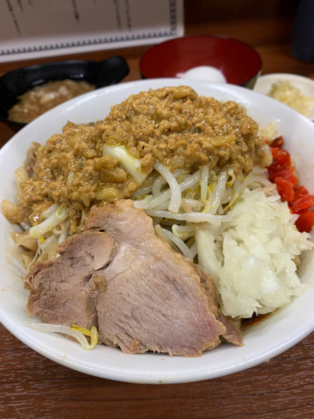 「限定カレー油そば大」@どでん 西川口店の写真