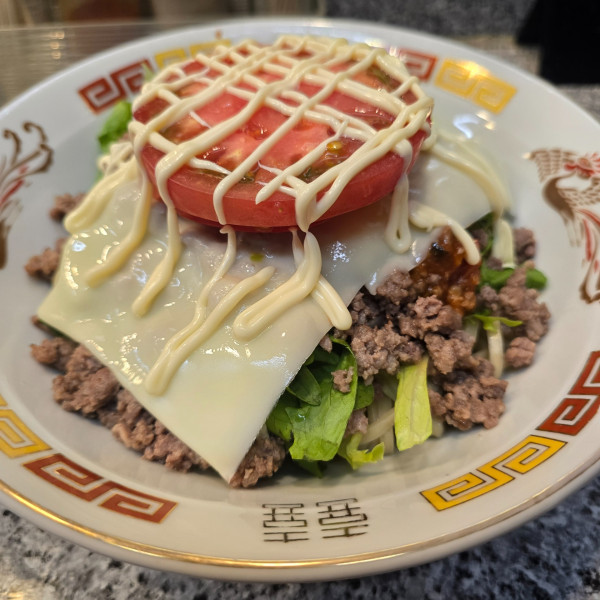 「モスまぜそば 初号機 追いロールパン付き」@麺屋 有希の写真