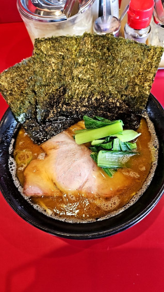 「ラーメン950円」@家系ラーメン たつ家の写真