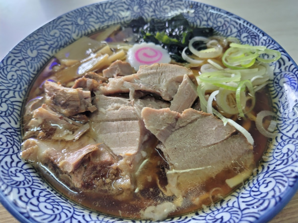 「Akkeyラーメン900円中太麺」@NEW Akkeyラーメンの写真