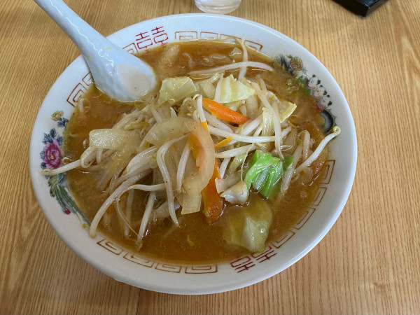 「手打みそラーメン」@みそラーメンの峰の写真