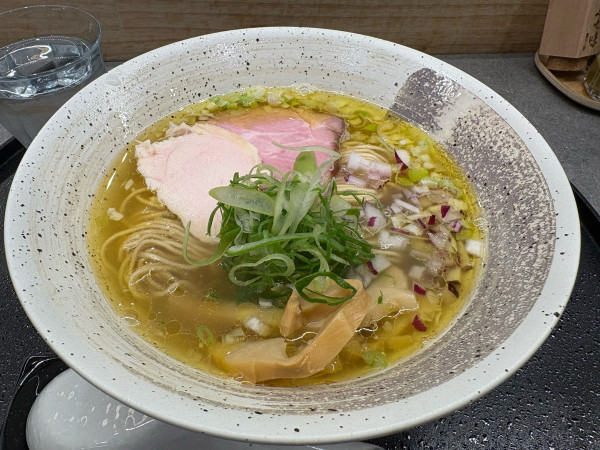 「塩中華そば1000円」@中華そば 神田 そめいよしのの写真