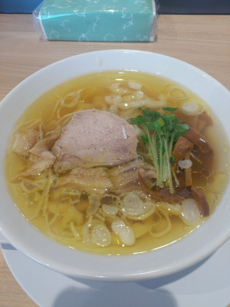 「中華そば(塩)」@手打 親鶏中華そば綾川 大成店の写真