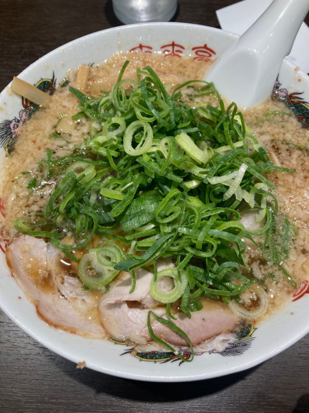 「ラーメン味濃いめネギ多め」@来来亭 松江店の写真