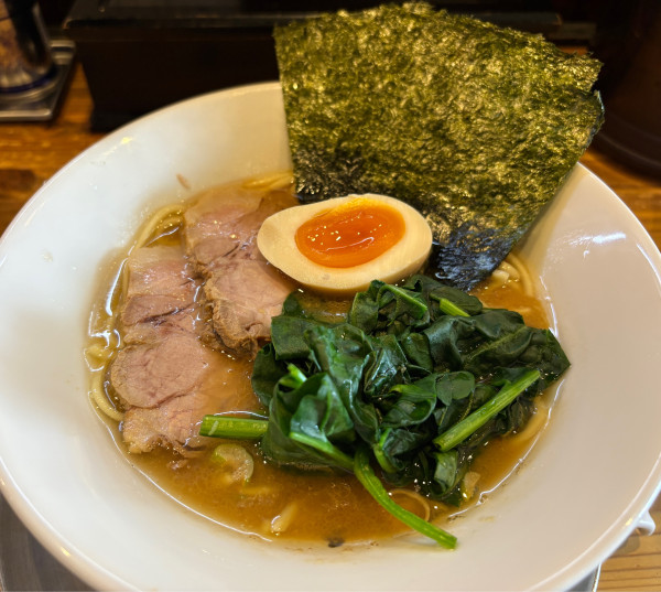 「五葉らーめん＋銀シャリ（小）」@らーめん五葉 上福岡西口駅前店の写真