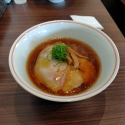 醤油らぁ麺¥1100
