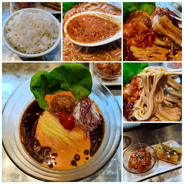 「冷やし担々麺＋キムチ＋メンマ＋１辛＝1400円」@麺 やまらぁの写真