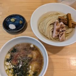 【限定】特製昆布水つけソバ 〜鶏と水の黄金の醤油ver〜