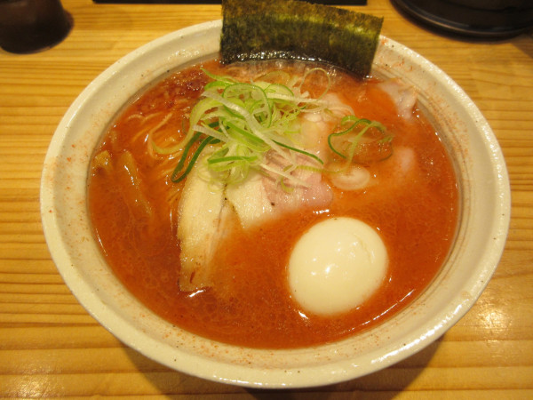 「味玉海老塩ラーメン（１０３０円）」@中華そば 貴将の写真