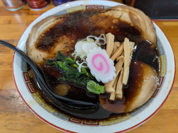 「伝（元祖郡山ブラック）」@ますや本店 台新店の写真