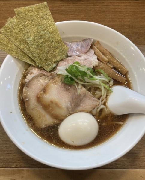 「特製ラーメン」@らぁめん山と樹の写真