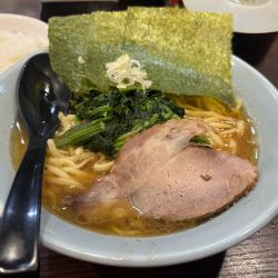 ラーメン950円 麺まし150円 ライス150円