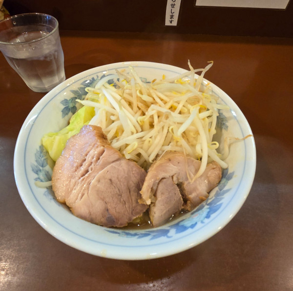 「らーめん麺少なめ」@らーめん陸の写真
