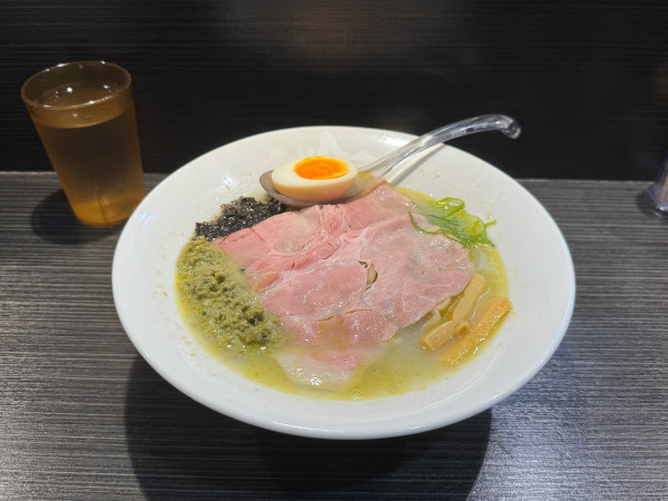 「特製牡蠣塩らーめん」@中華蕎麦 無冠の写真