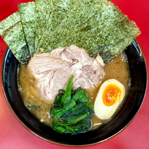 「特選ラーメン並 ¥1,050」@横浜ラーメン 山本家の写真