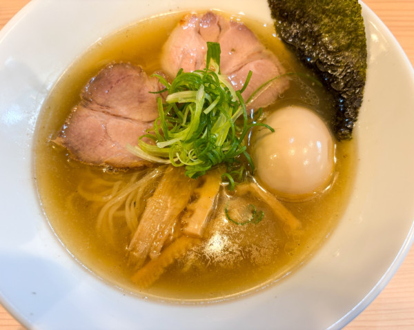 「味玉塩ラーメン」@ラーメンLab ろじっくの写真