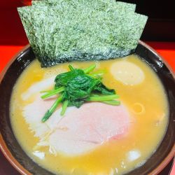 三楽家特製ラーメン