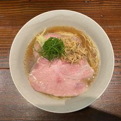 醤油そば　1000円