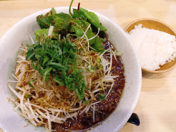 「ラ王ジャージャー 1100円」@中華そば すばる食堂の写真