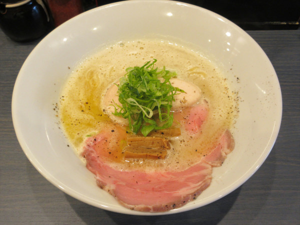 「濃厚　塩（1,200円）」@らーめんOrangeの写真