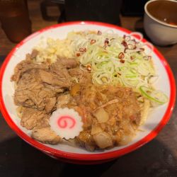 ブラックまぜそば