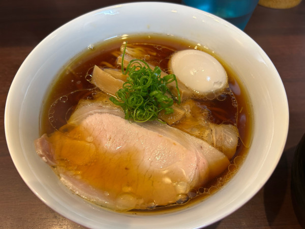 「醤油ラーメン」@とものもとの写真