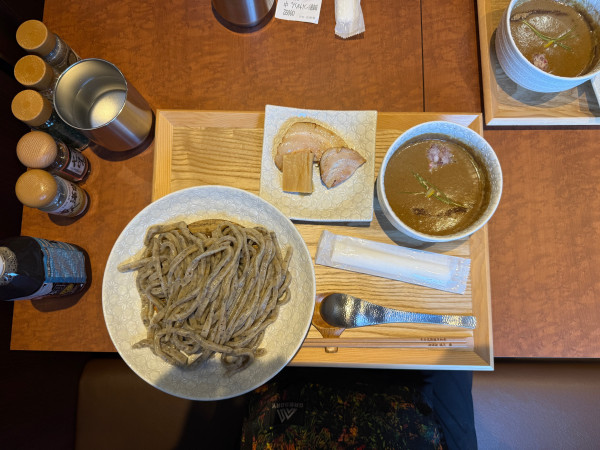 「御影つけめん中」@手打式特級多加水 御影麺 鏑矢の写真