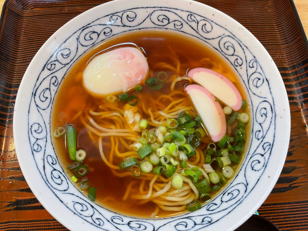 「中華そば　小　￥７００」@ながいきうどんの写真