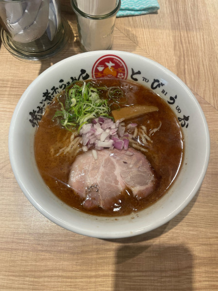 「焼きあご煮干しらぁめん(980円)」@焼きあご煮干しらぁめん とびうおの写真