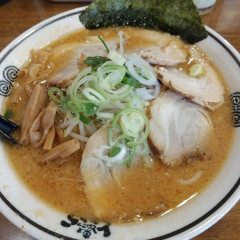 東京とんこつ とんとら 白岡店の画像