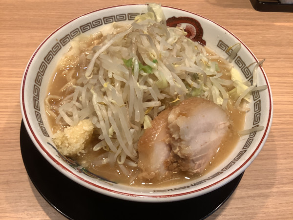 「小ラーメン　1000円」@ラーメン豚山 小田原店の写真