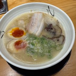 半熟煮卵ラーメン